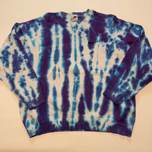 Load image into Gallery viewer, Nike crewneck
